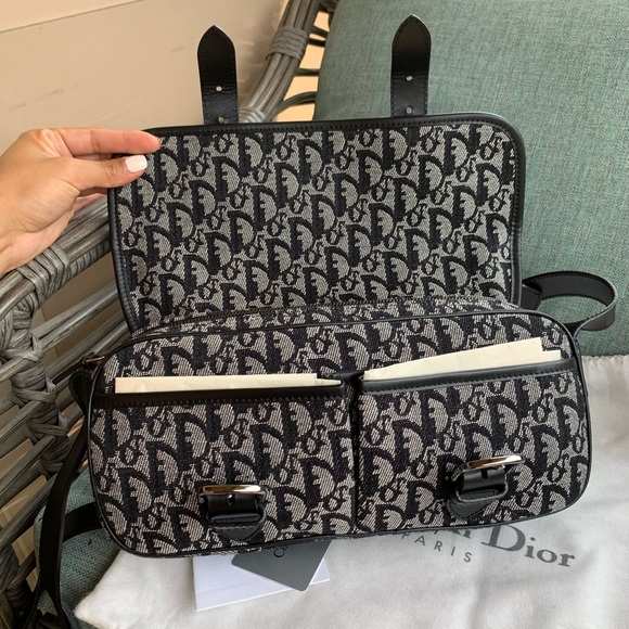 Christian Dior Monongram Messenger Bag - Picture 6 of 14